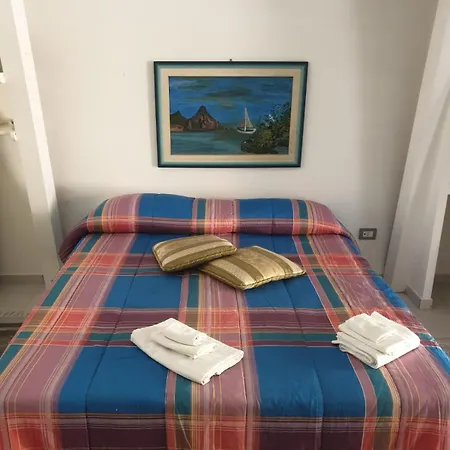 Almar * Vulcano (Isola)